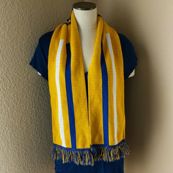 Warriors Golden State Basketball Scarf 🏀 - Picture 4 of 4